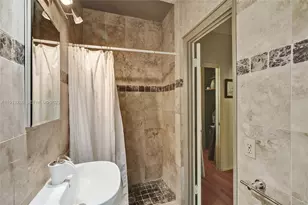 1335 Lenox Ave., Miami Beach, FL 33139 - Photo 13