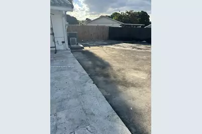 5531 SW 136th Ct #1, Miami, FL 33175 - Photo 11