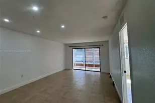7320 NW 85th Ct, Tamarac, FL 33321 - Photo 7