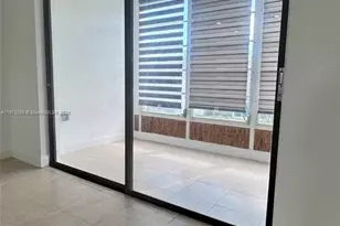 7320 NW 85th Ct, Tamarac, FL 33321 - Photo 17