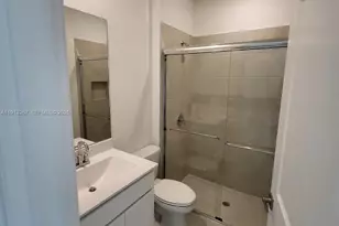 1683 SE 7th Ln, Homestead, FL 33033 - Photo 13