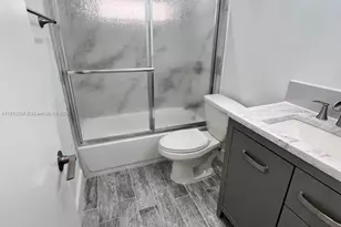 7950 NW 10th St, Pembroke Pines, FL 33024 - Photo 13