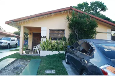 950 SW 13th Ct, Miami, FL 33135 - Photo 1