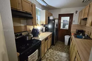 14910 SW 307th St, Homestead, FL 33033 - Photo 11