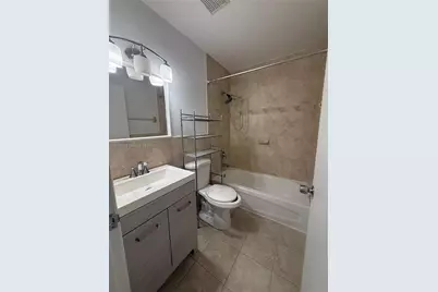 6430 W 25th Ln, Hialeah, FL 33016 - Photo 13