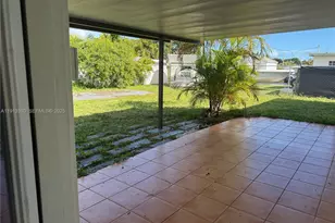 10371 SW 201st Terrace, Cutler Bay, FL 33189 - Photo 15