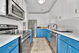 436 Evergreen Dr, Lake Park, FL 33403 - Photo 25