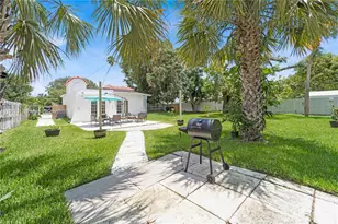 436 Evergreen Dr, Lake Park, FL 33403 - Photo 5