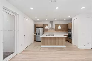 10441 NW 66th St, Doral, FL 33178 - Photo 1