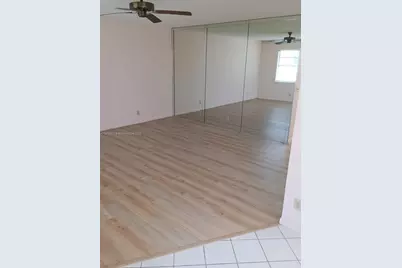 235 E Burgundy  E #235, Delray Beach, FL 33484 - Photo 15