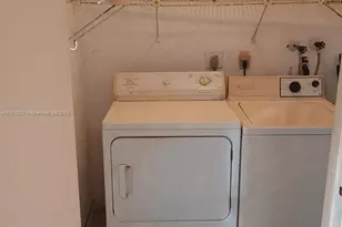 235 E Burgundy E, Delray Beach, FL 33484 - Photo 17