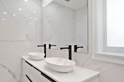 45 Palermo Ave, Coral Gables, FL 33134 - Photo 17