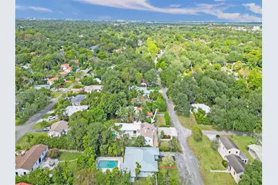 1102 NE 117th St, Biscayne Park, FL 33161 - Photo 39