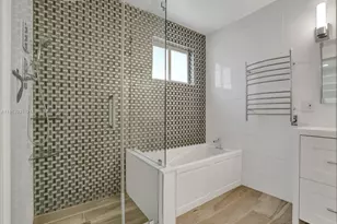 1102 NE 117th St, Biscayne Park, FL 33161 - Photo 25