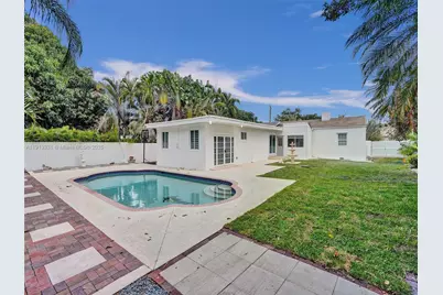 1102 NE 117th St, Biscayne Park, FL 33161 - Photo 17