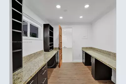 1102 NE 117th St, Biscayne Park, FL 33161 - Photo 21