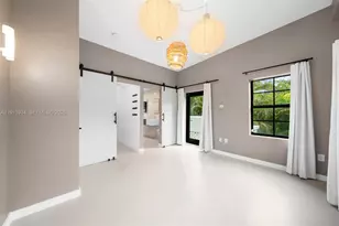 151 NE 43rd St, Miami, FL 33137 - Photo 9