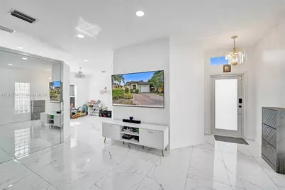 4118 Sapphire Ter, Weston, FL 33331 - Photo 11