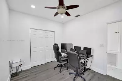 4118 Sapphire Ter, Weston, FL 33331 - Photo 27