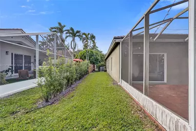 4118 Sapphire Ter, Weston, FL 33331 - Photo 37