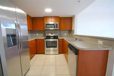 218 NW 12th Avenue #502, Miami, FL 33128 - Photo 3