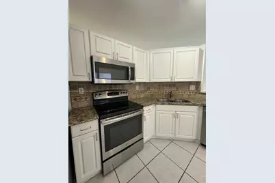 4444 NW 109th Psge, Doral, FL 33178 - Photo 3