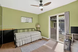 270 NW 106th St, Miami, FL 33150 - Photo 17