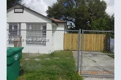 1415 NW 69th St, Miami, FL 33147 - Photo 3