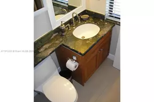 [Address not provided], Miami Beach, FL 33154 - Photo 11