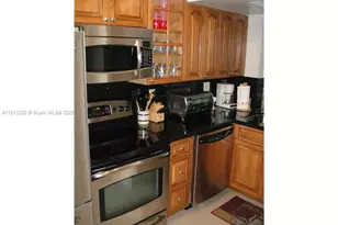 [Address not provided], Miami Beach, FL 33154 - Photo 5