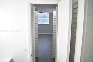 16465 NE 22nd Ave, North Miami Beach, FL 33160 - Photo 19