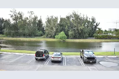 16465 NE 22nd Ave #219, North Miami Beach, FL 33160 - Photo 7