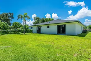 152 NW 18th St, Homestead, FL 33030 - Photo 13
