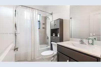 2490 SE 1st St, Homestead, FL 33033 - Photo 37