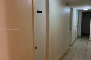 8233 Harding Ave, Miami Beach, FL 33141 - Photo 35