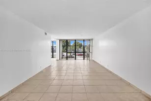 1000 Parkview Dr, Hallandale Beach, FL 33009 - Photo 9