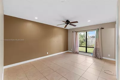8551 NW 53rd Ct, Lauderhill, FL 33351 - Photo 13