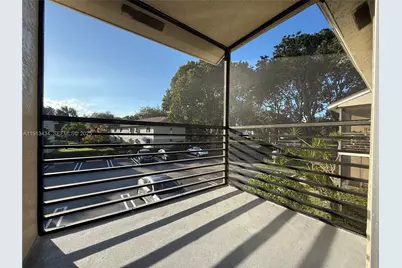 313 Gardens Dr #203, Pompano Beach, FL 33069 - Photo 13