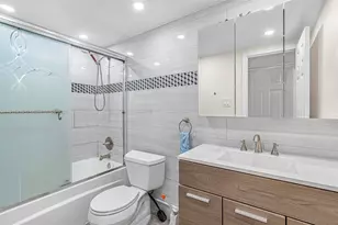 609 NE 14th Ave, Hallandale Beach, FL 33009 - Photo 15