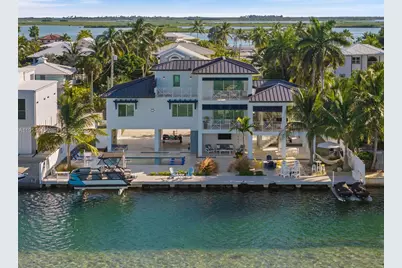 16745 Tamarind Rd, Sugarloaf, FL 33042 - Photo 3