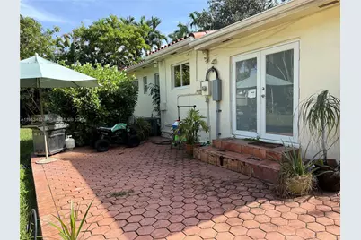 511 Oriole Ave, Miami Springs, FL 33166 - Photo 11