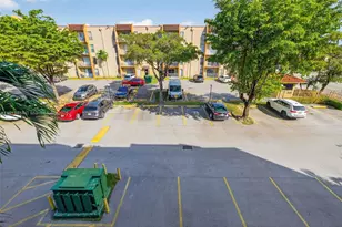 4841 NW 7th St, Miami, FL 33126 - Photo 31