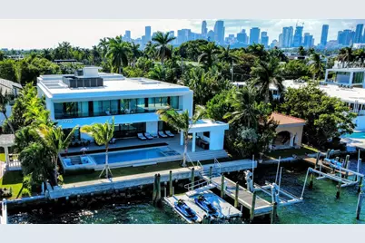 375 N Hibiscus Dr, Miami Beach, FL 33139 - Photo 1