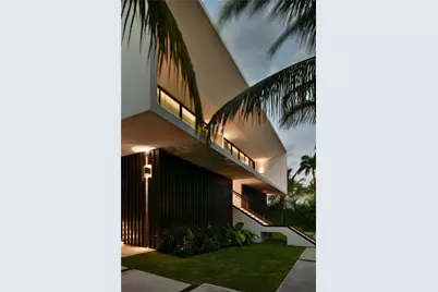 375 N Hibiscus Dr, Miami Beach, FL 33139 - Photo 37