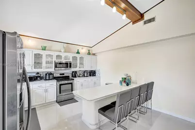 311 E 51st St, Hialeah, FL 33013 - Photo 29