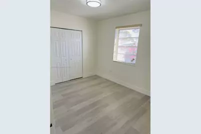 467 SE 3rd St #1, Hialeah, FL 33010 - Photo 13