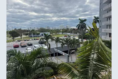 1800 NW 24th Ave #420, Miami, FL 33125 - Photo 23