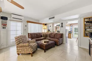 740 E Country Club Cir, Plantation, FL 33317 - Photo 25