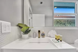 1241 Hollywood Blvd, Hollywood, FL 33019 - Photo 41