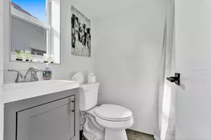 1241 Hollywood Blvd, Hollywood, FL 33019 - Photo 45